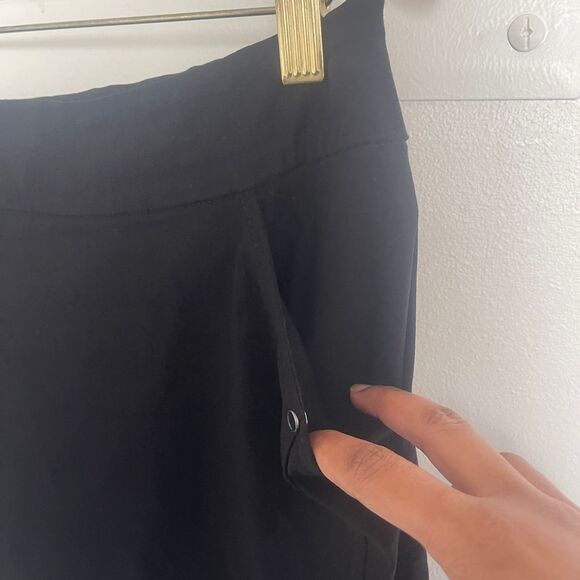 Tribal Women's Skirt Black Midi Pull On Stretch Skort Size 8 - Picture 3 of 8